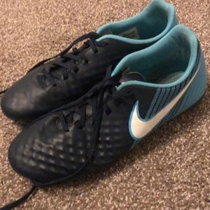 Nike Magista soccer cleats size 8.5